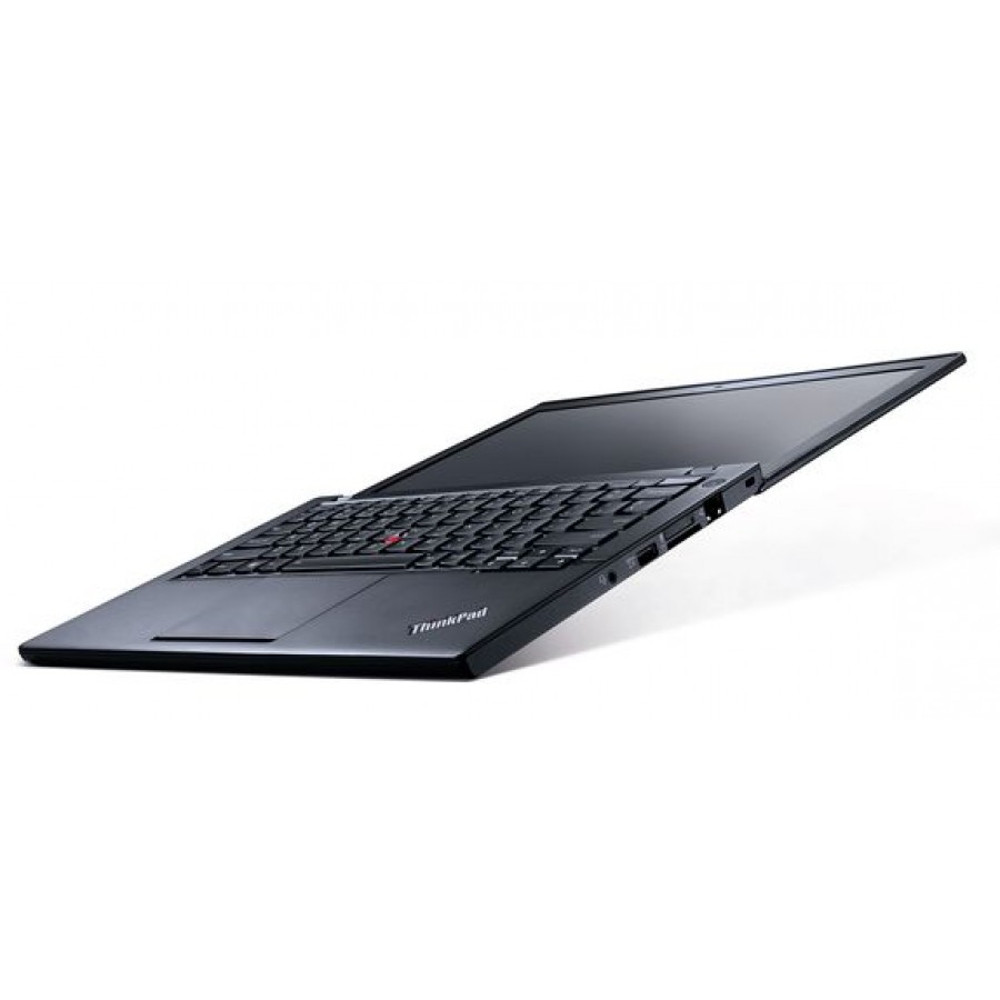 Lenovo ThinkPad X100e (AMD Dual-Core, 250GB HDD, 2GB RAM, Slightly Used) Rs.7999